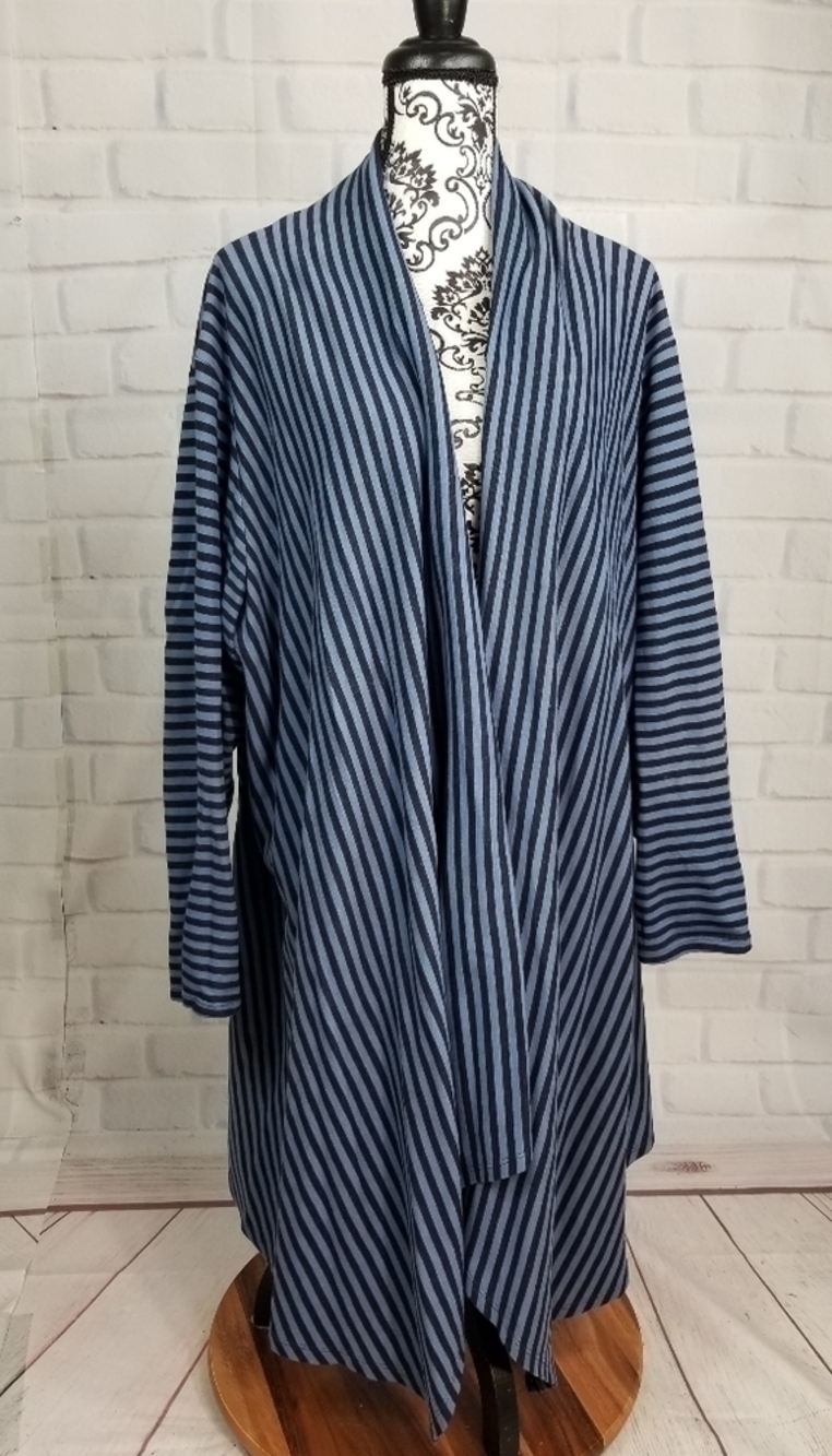 Diane Gilman size 3x open strip print cardigan